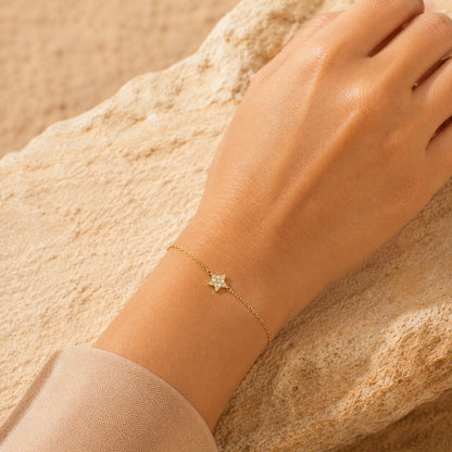 Sterling silver Jewish star bracelet with bezel-set star charm by Alef Bet