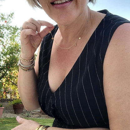 Dainty Dangle Stars of David Necklace: Your Modern Statement of Faith & Style