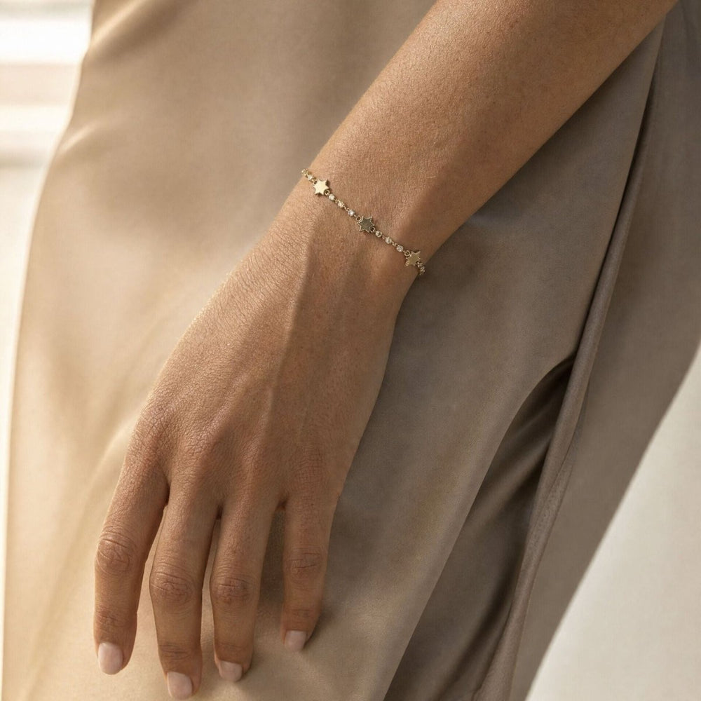 Diamond Bracelet in 14k Yellow Gold, radiant elegance you will wear every day
