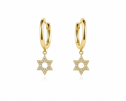 Diamond Stud Earrings in 14k Yellow Gold, effortlessly elegant every day