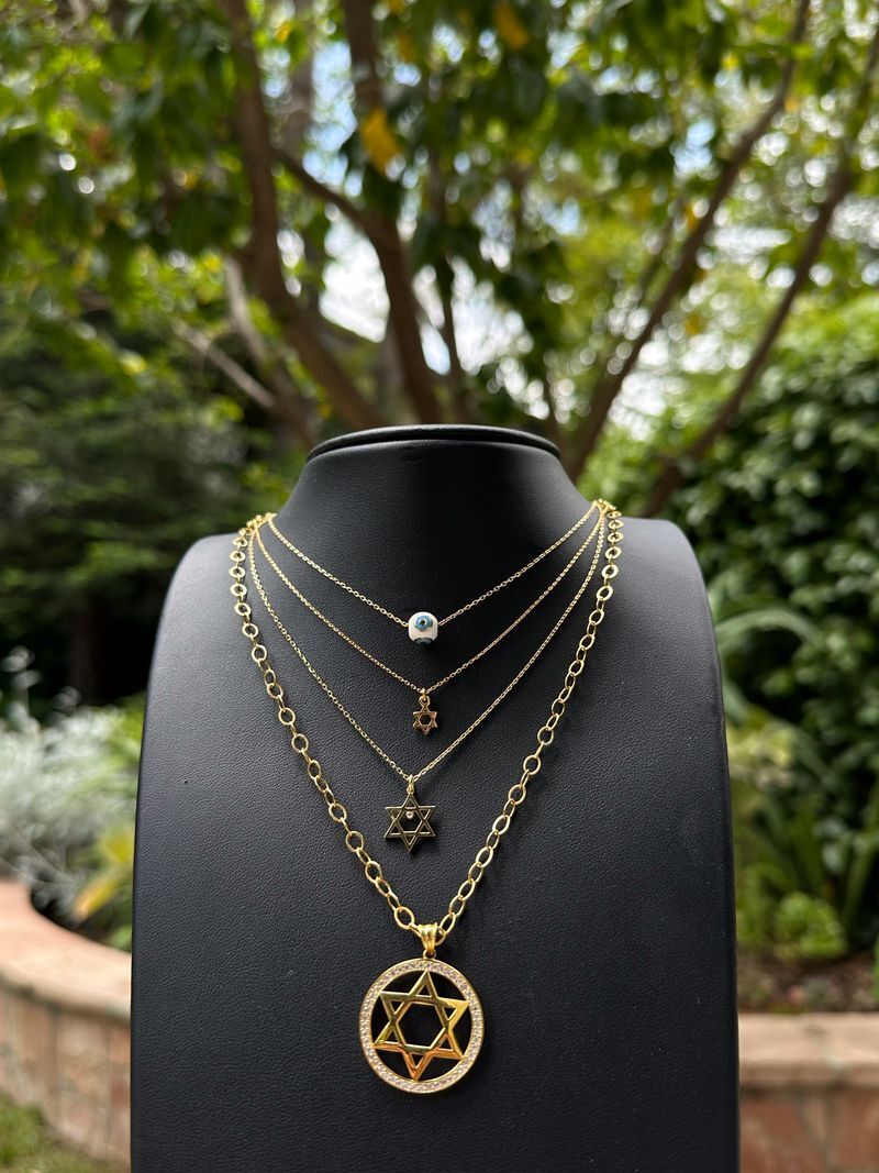 Evil Eye Bead Necklace in Gold