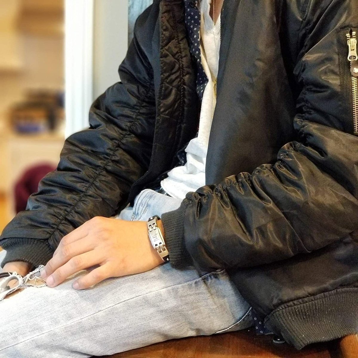 Chai Hebrew Bracelet in Leather