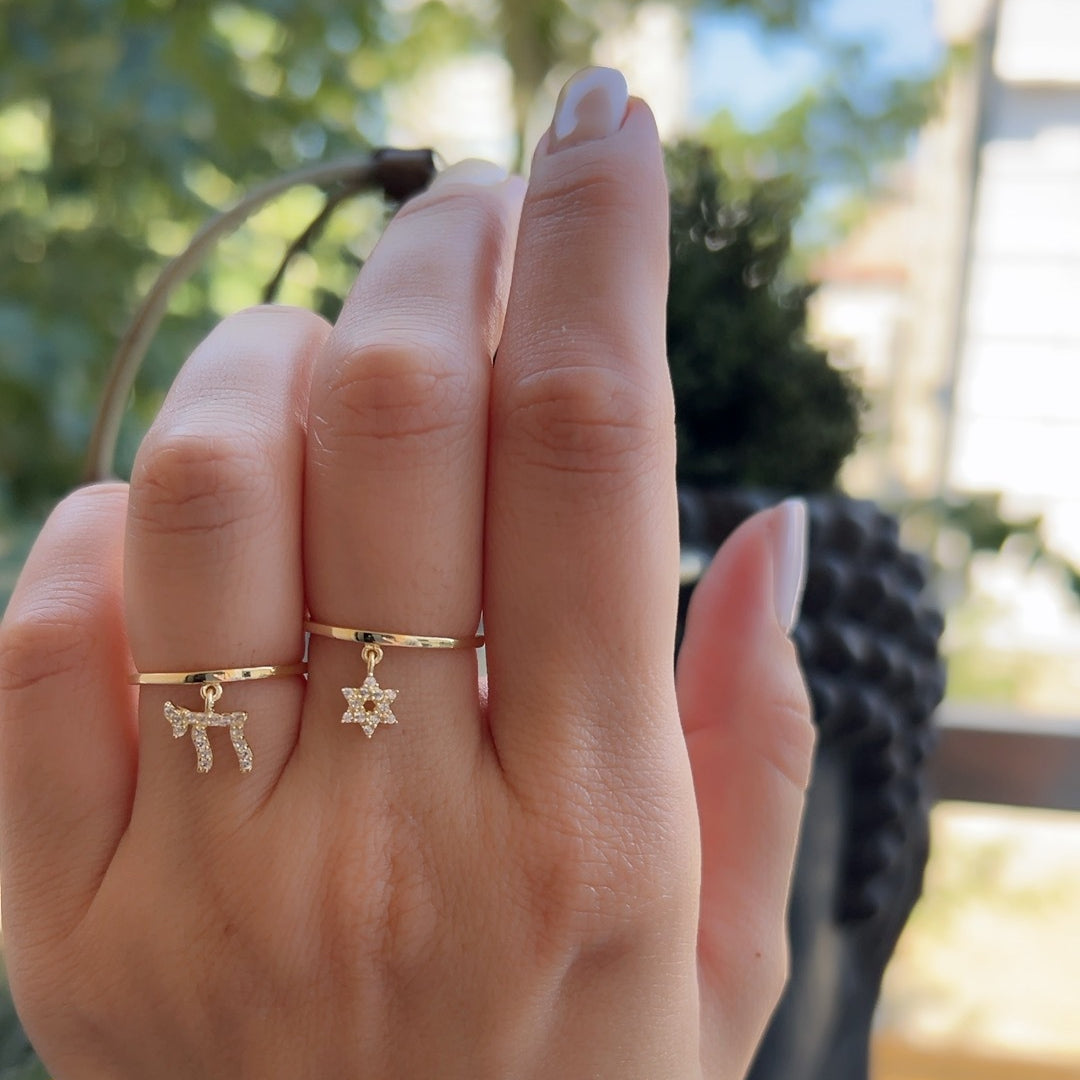 One Size Fits All Chai Ring in Yellow Gold