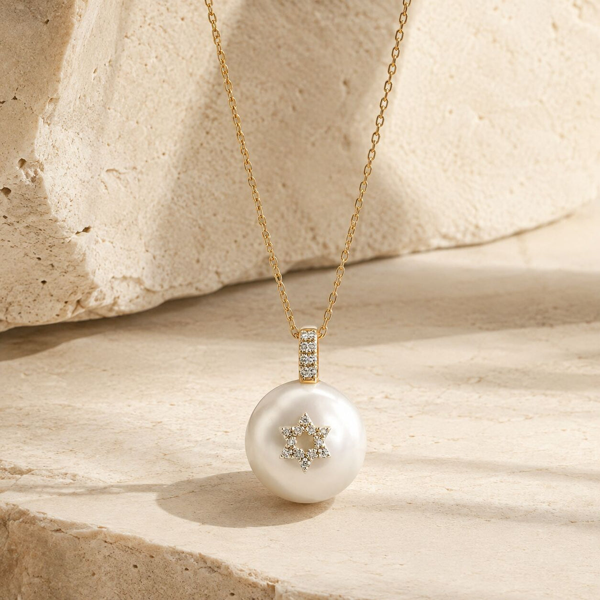 Pearl necklace in 14K gold with Jewish Star pendant by Alef Bet