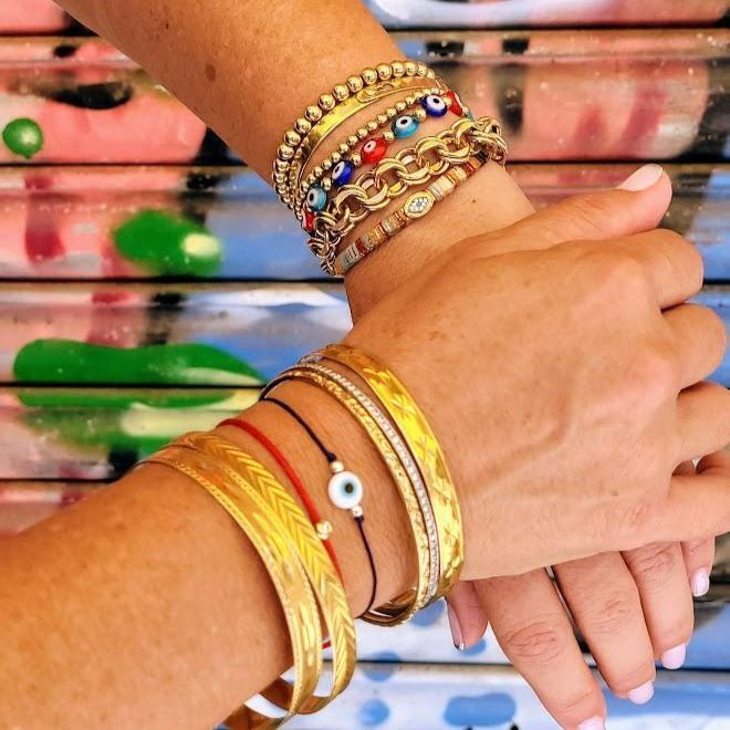 Red String Bracelet with Diamond Bezel in 14k Gold