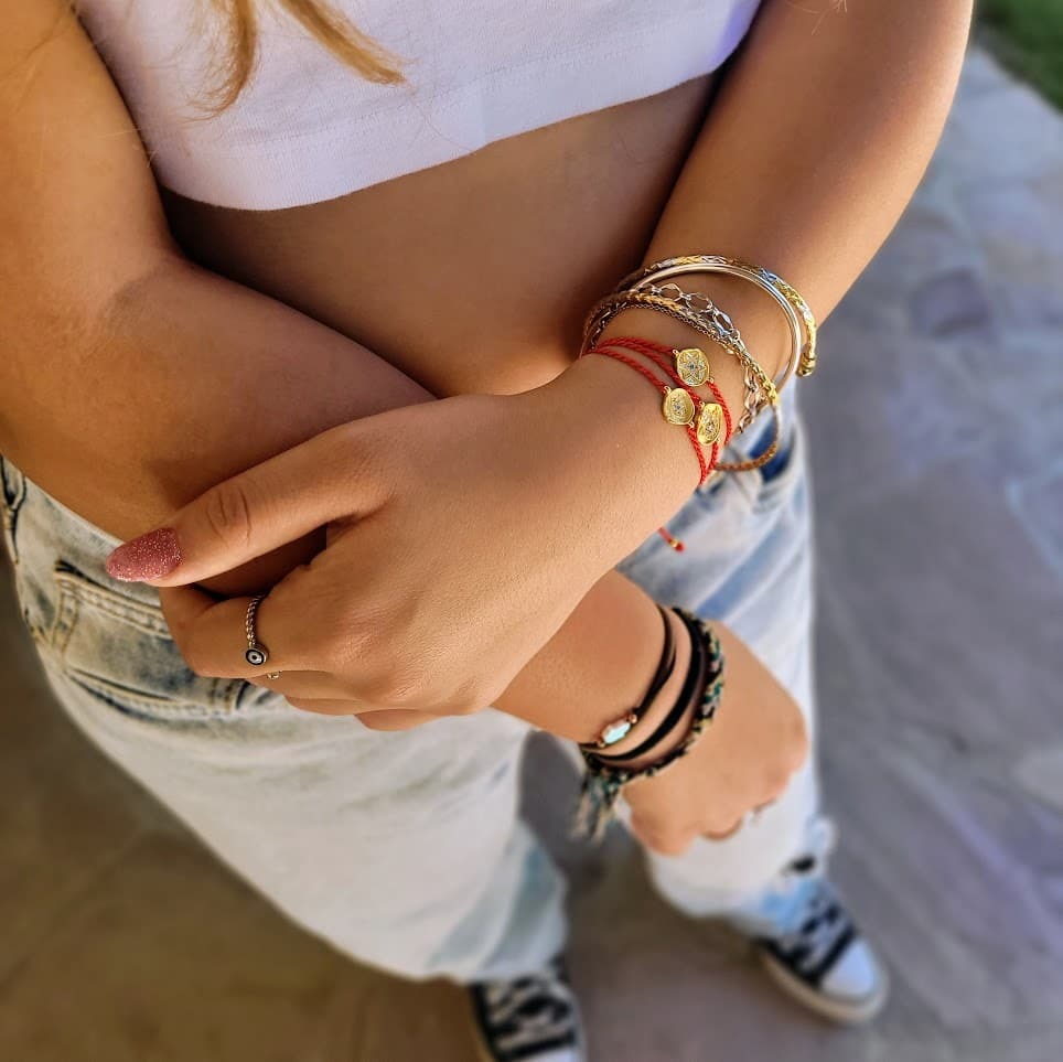 Red String Star Bracelet