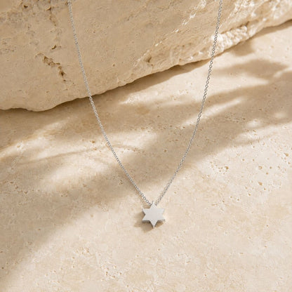 Simple Gold Star of David Necklace: Everyday Design