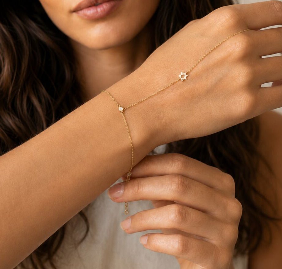 Star of David Hand Chain Bracelet in 14k Gold with Diamonds