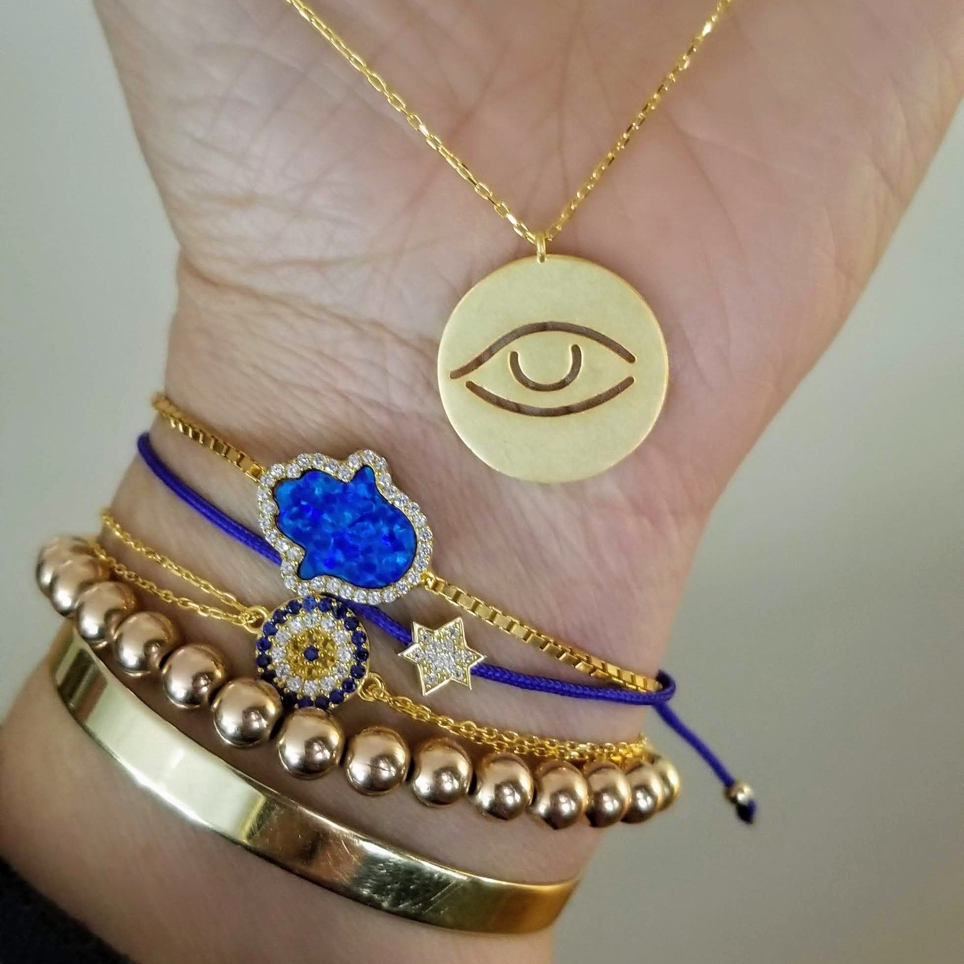 jewish star bracelet in blue