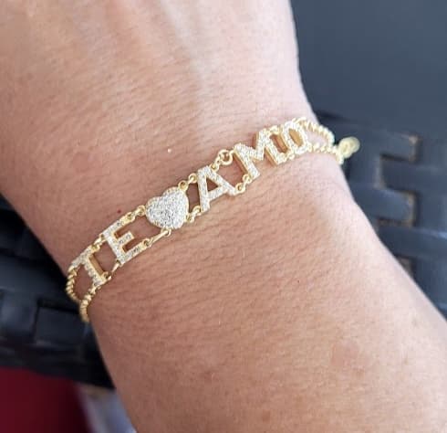 yellow love bracelet in spanish letters